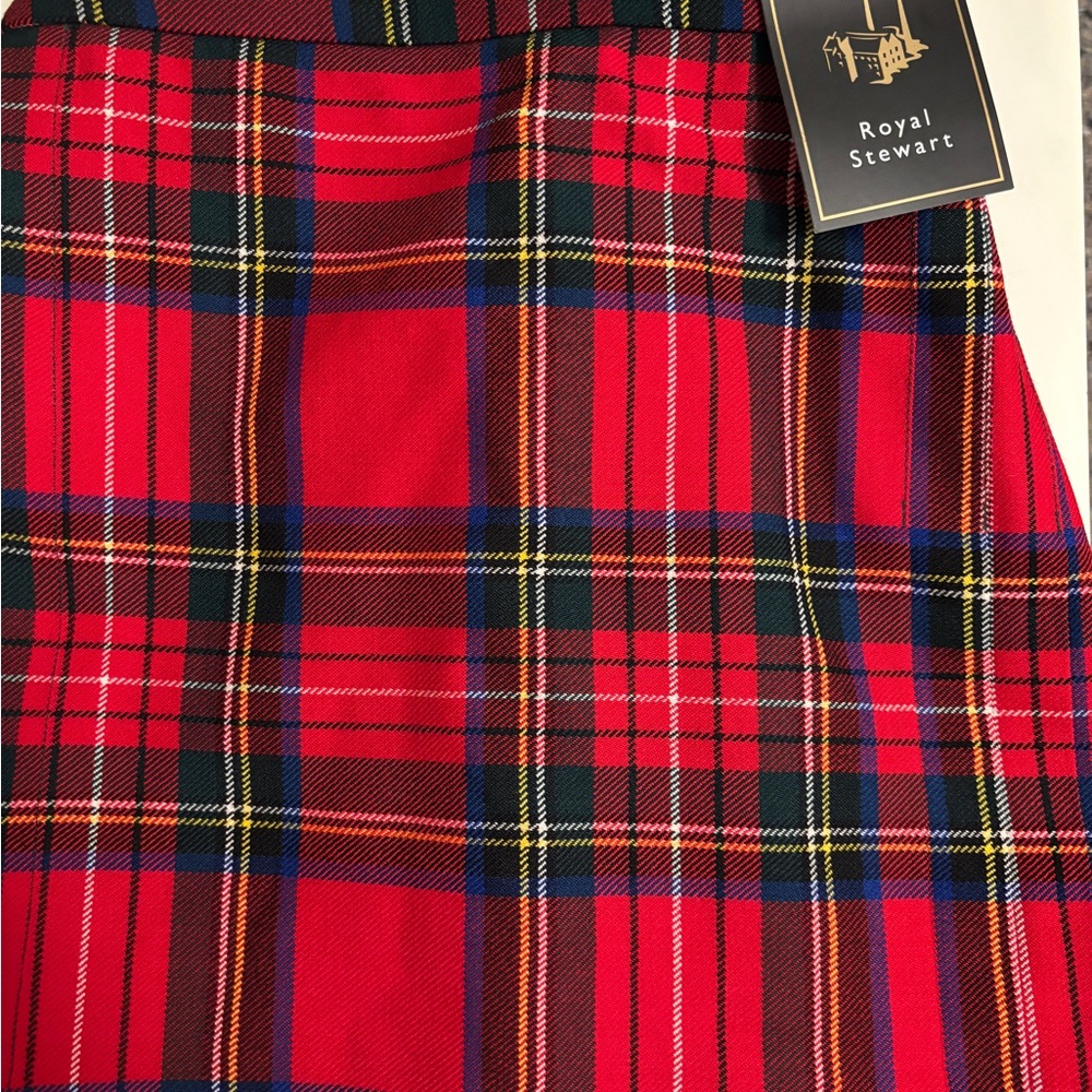 100% Wool child’s kilt—Royal Stewart by James Pringle Weaver size 11-12 years - Picture 5 of 7